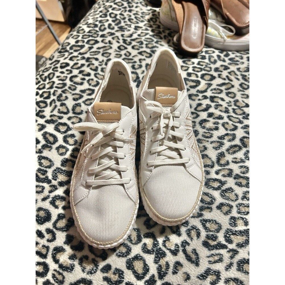Sketchers Womens Wilshire Blvd Sneakers White & Tan Size 8 Casual Comfort Vegan - Picture 7 of 10